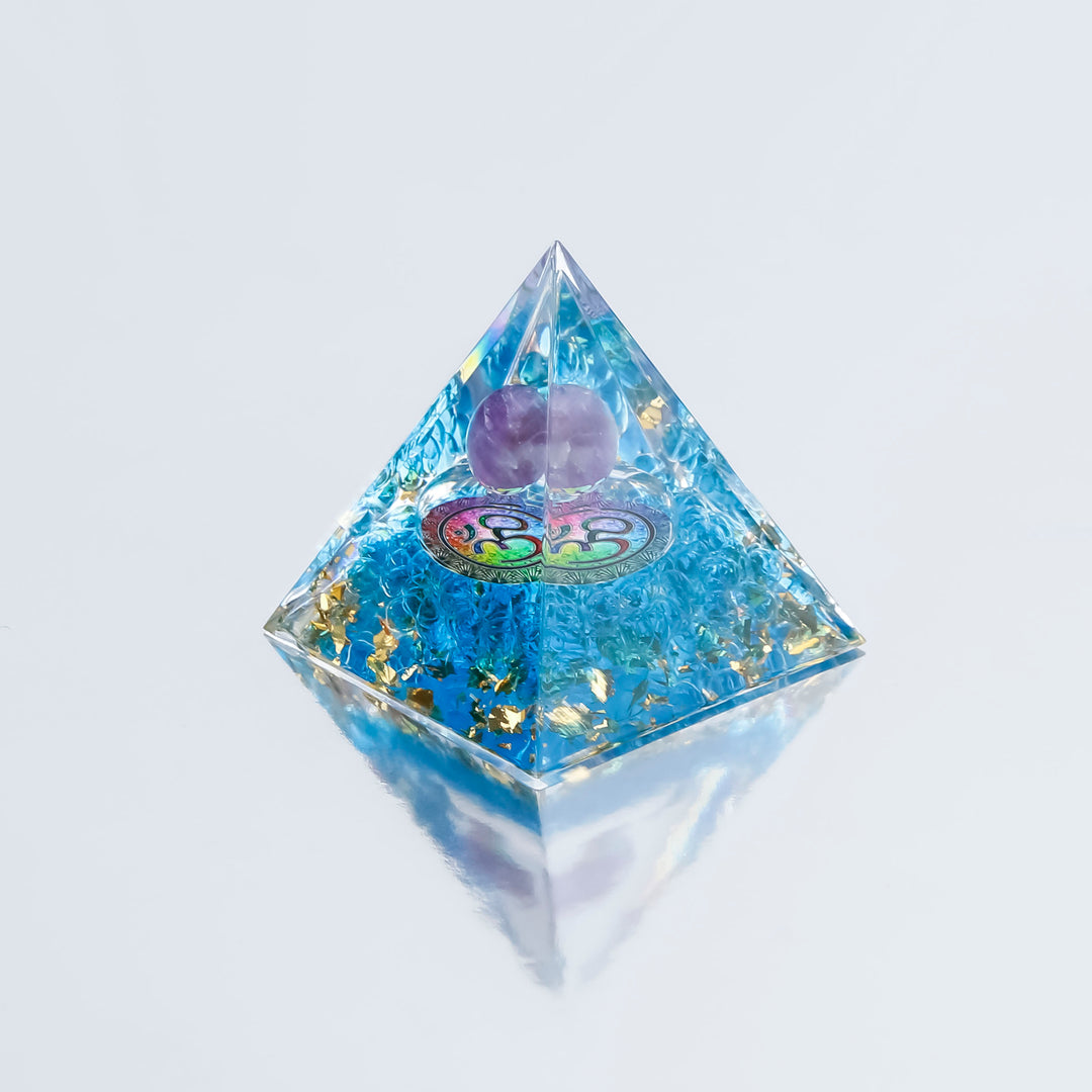 Amethyst Orgonite Pyramide - Orgone Energy Generator