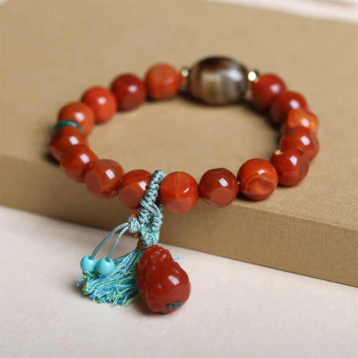 Natural South Red Agate Pixiu Dzi Bead Bracelet