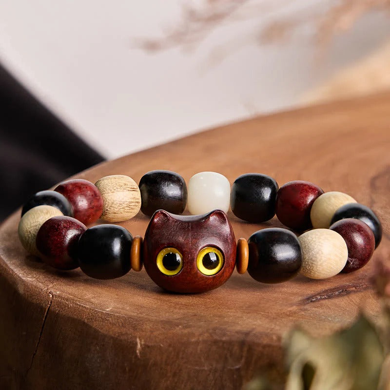 Small Leaf Red Sandalwood Cat Protection Bracelet